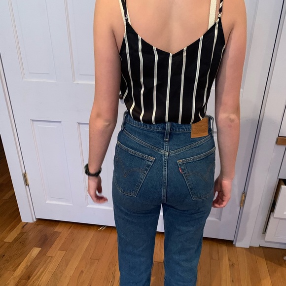 Cropped tank top - Picture 3 of 3